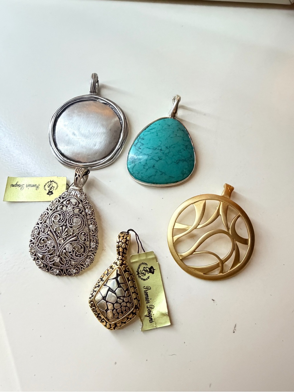 Bulk Necklace Pendants